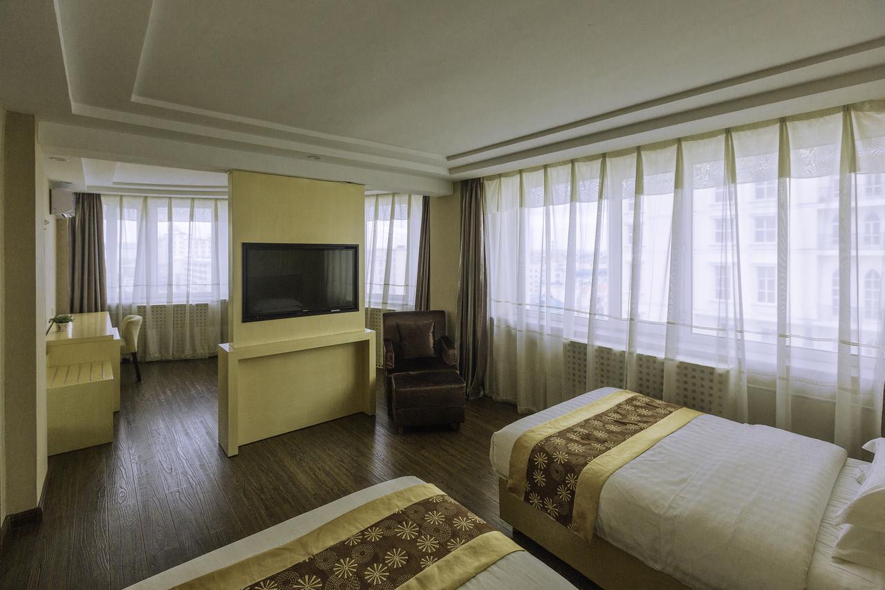 Beiguo Zhichun Business Hotel 満州里市 エクステリア 写真